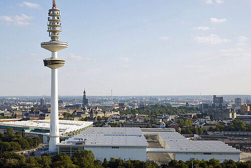 Hamburg Messe Luftaufnahme Blick auf Hamburger Messegelände und Fernsehturm