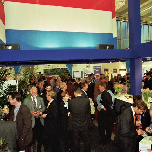 Viele Menschen auf der SM Messe